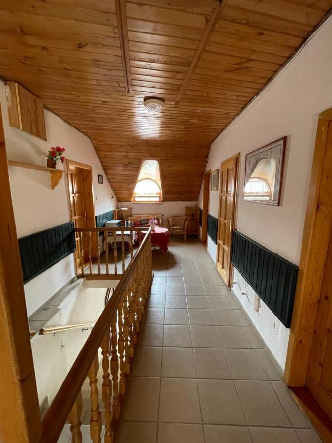 Bed and Breakfast Katalinkert Panzio Дьєр Екстер'єр фото