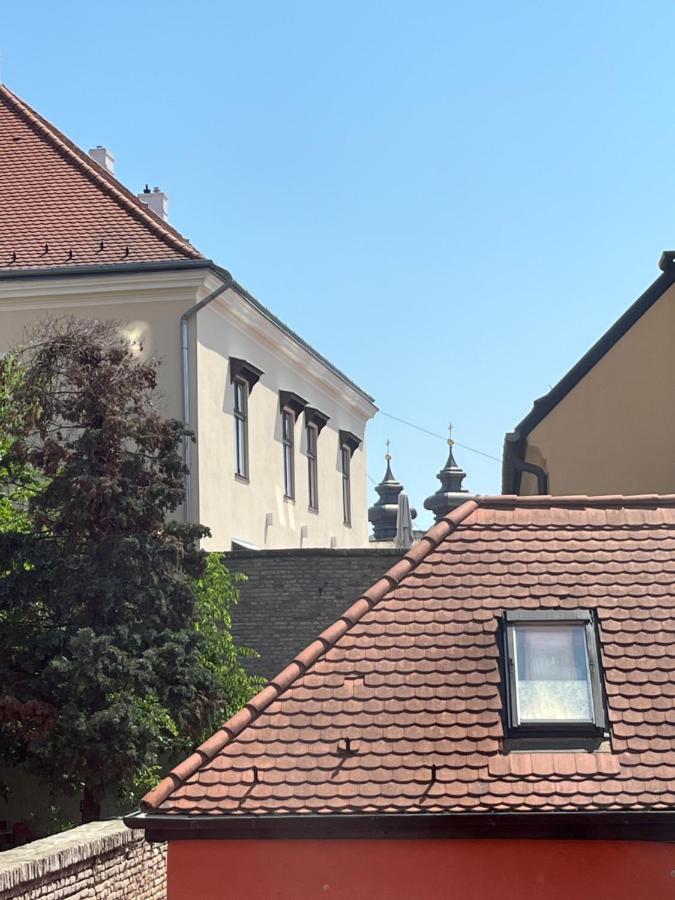 Bed and Breakfast Katalinkert Panzio Дьєр Екстер'єр фото
