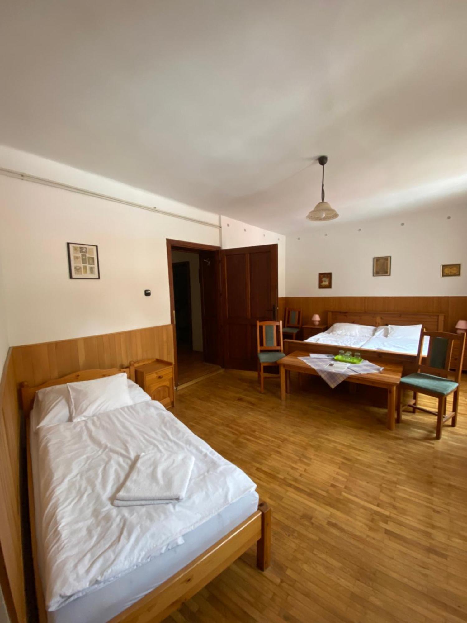Bed and Breakfast Katalinkert Panzio Дьєр Екстер'єр фото